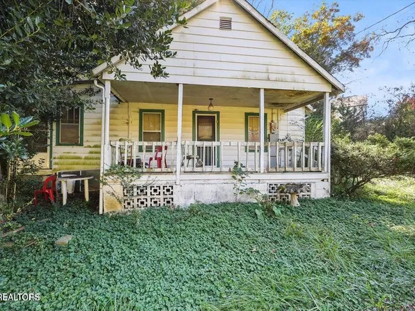 10808 Sam Lee Rd, Knoxville, TN 37932