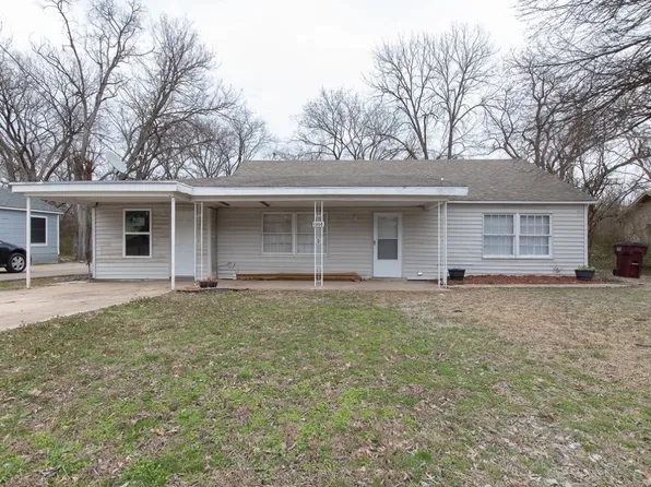 1200 Cedar St, Bonham, TX 75418