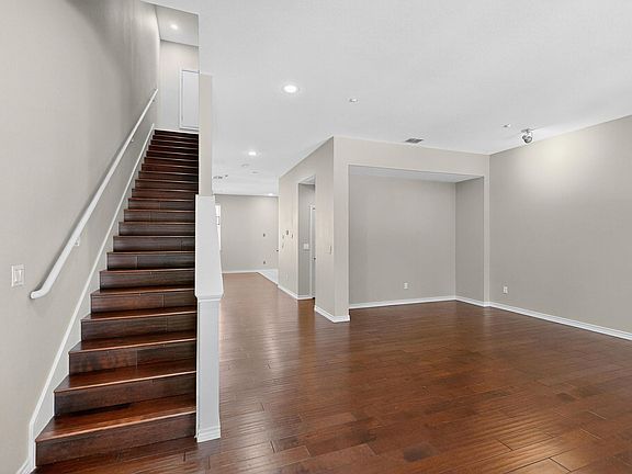 4th image of 4330 McKinney Ave APT 6