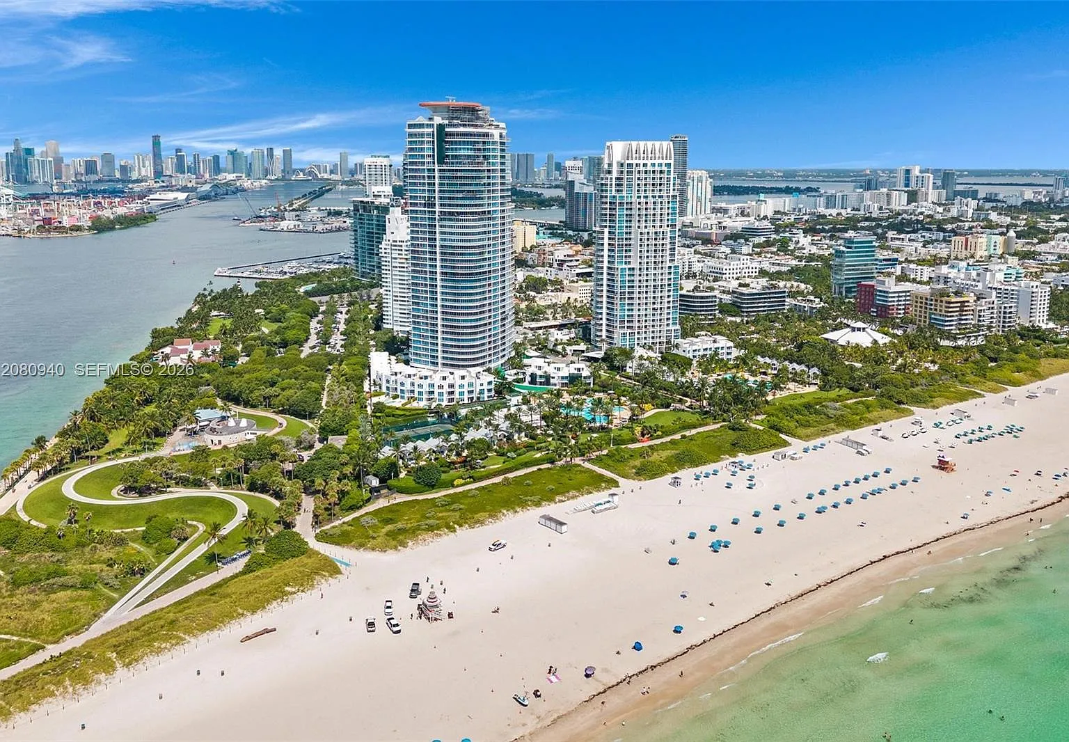 Continuum On South Beach — Photo 4