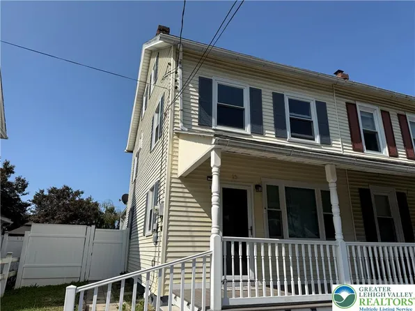 15 S 15th St, Catasauqua, PA 18032