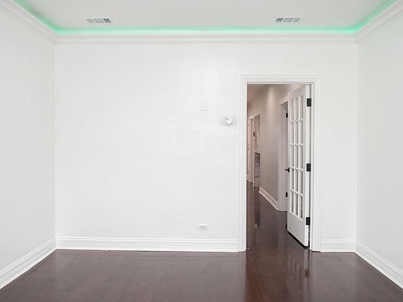 3rd image of 2026 W McLean Ave #2S