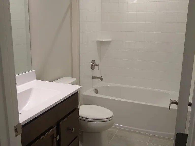 18423 Centennial Cir — Photo 7