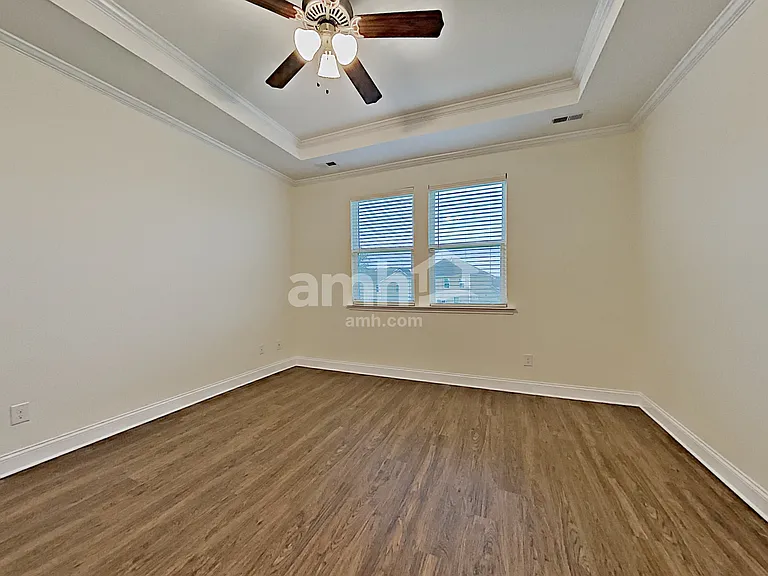 112 Samara Ln — Photo 10