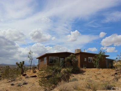 975 Vans Ranch Rd, Yucca Valley, CA, 92284