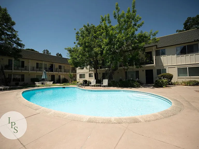 5090 N Roosevelt Ave #31 — Photo 13