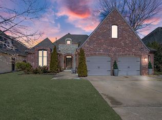 1435 E 33rd St, Tulsa, OK 74105