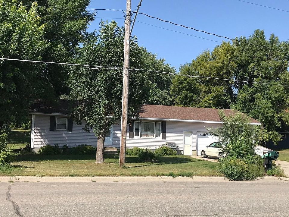 1st image of 1436 2nd St S