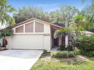 5486 Carrollwood Meadows Dr, Tampa, FL 33625
