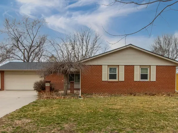 4221 S 36th St, Lincoln, NE 68506
