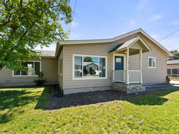 2540 Tennessee Dr, Medford, OR 97501