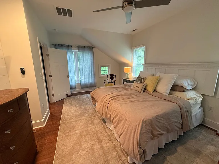 307 Valley Rd — Photo 16