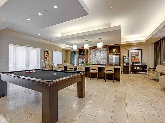 Billiards lounge