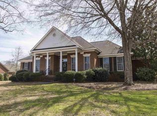 330 Bent Oak Dr, Chapin, SC 29036