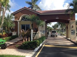 3767 SW 50th Ct, Fort Lauderdale, FL 33312