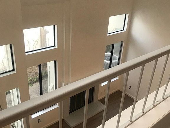 2nd image of 2269 Sandcastle Way