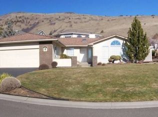 295 Upland Dr, Klamath Falls, OR