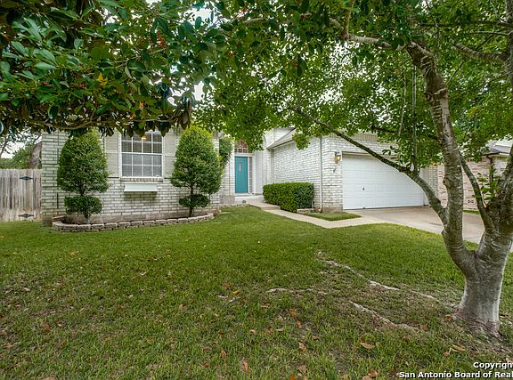 3rd image of 11747 Millsway Dr