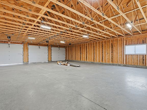 3rd image of 23419 Gehl Ln