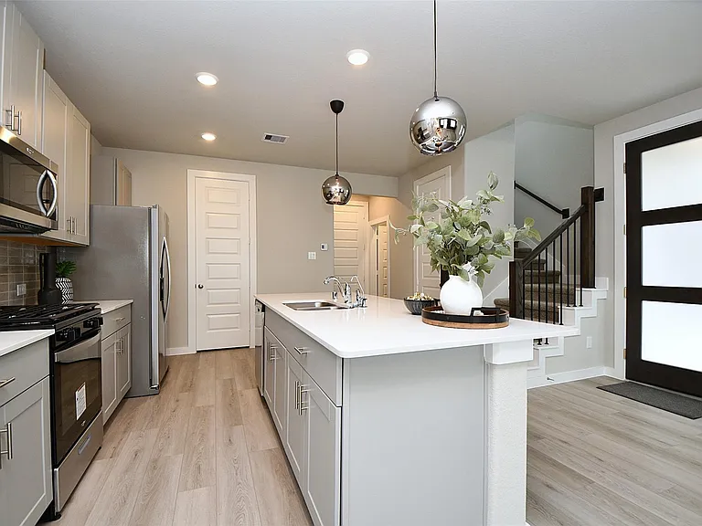4212 Lyons Fall Dr — Photo 12
