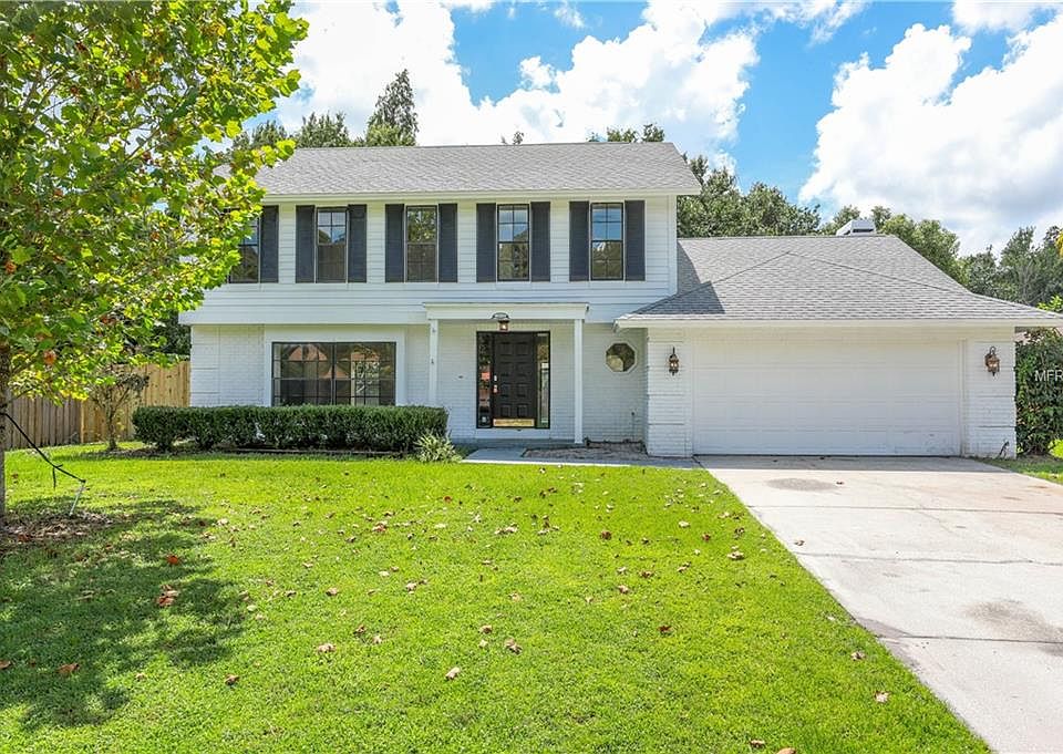 1st image of 3418 Bloomingdale Oaks Dr
