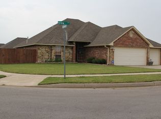 3002 Erica Cir, Duncan, OK 73533