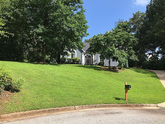 2nd image of 6475 Blue Creek Ct