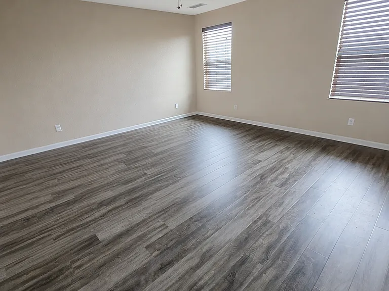 230 Bolzano Dr — Photo 4
