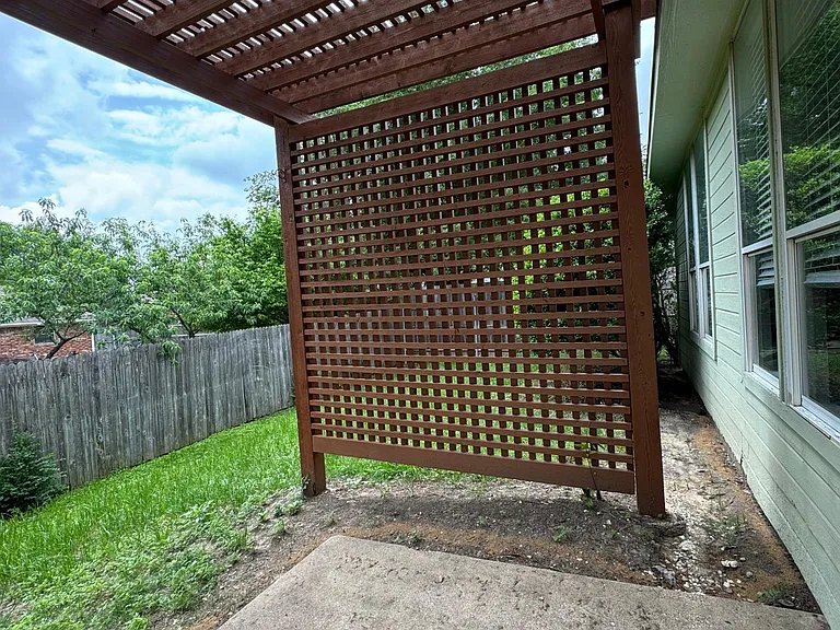 128 Post Oak Dr — Photo 16