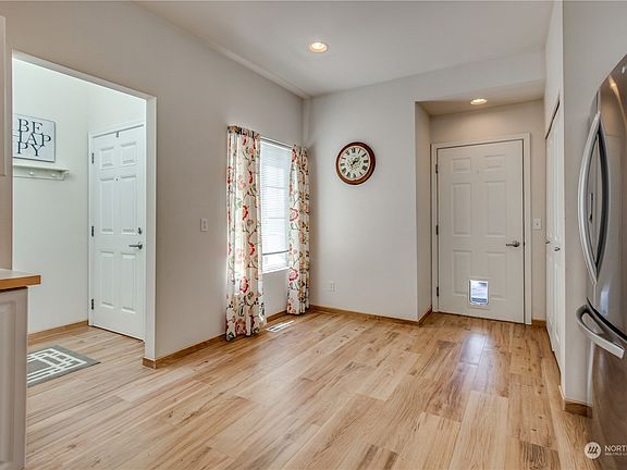 5th image of 1408 60th Street SE #C