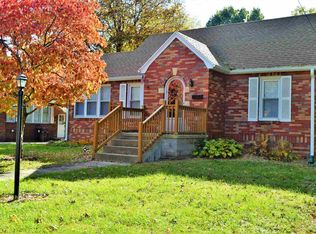 209 E Greenwood Ave, Jacksonville, IL 62650