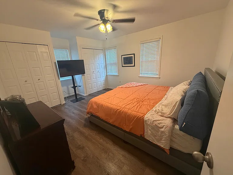 Ridge Ford Dr — Photo 5