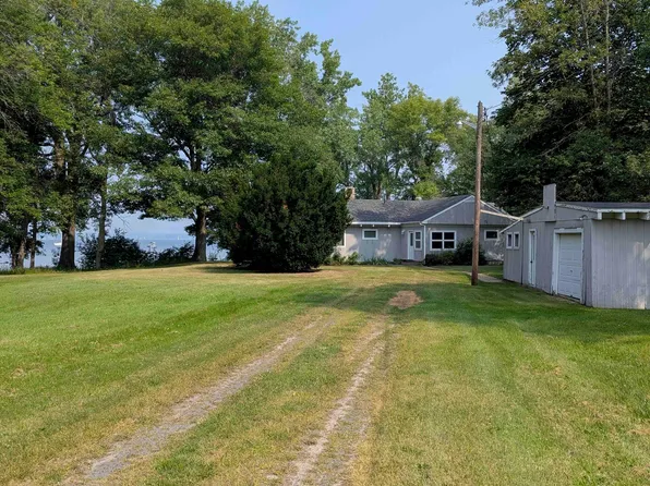 370 Dickson Point Rd, Plattsburgh, NY 12901