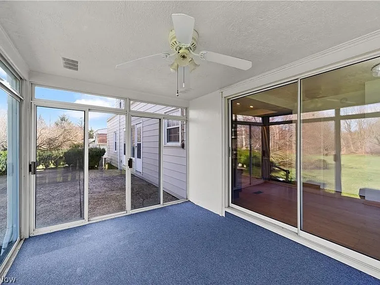 28175 Shaker Blvd — Photo 18