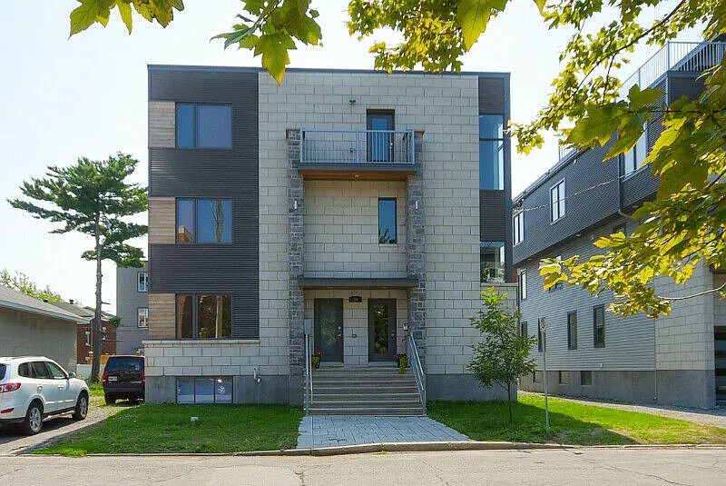 44 Ontario Street — Photo 1