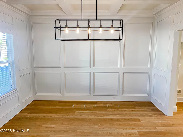 2426 Laurens St — Photo 4