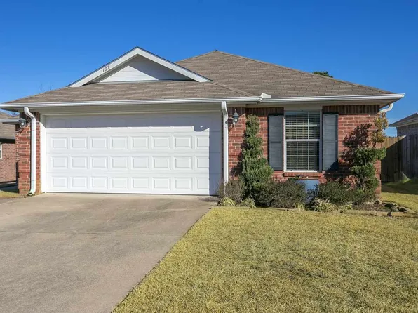 102 Myra Lynn Ln, Longview, TX 75605