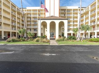9000 Commodore Dr APT 401, Seminole, FL 33776