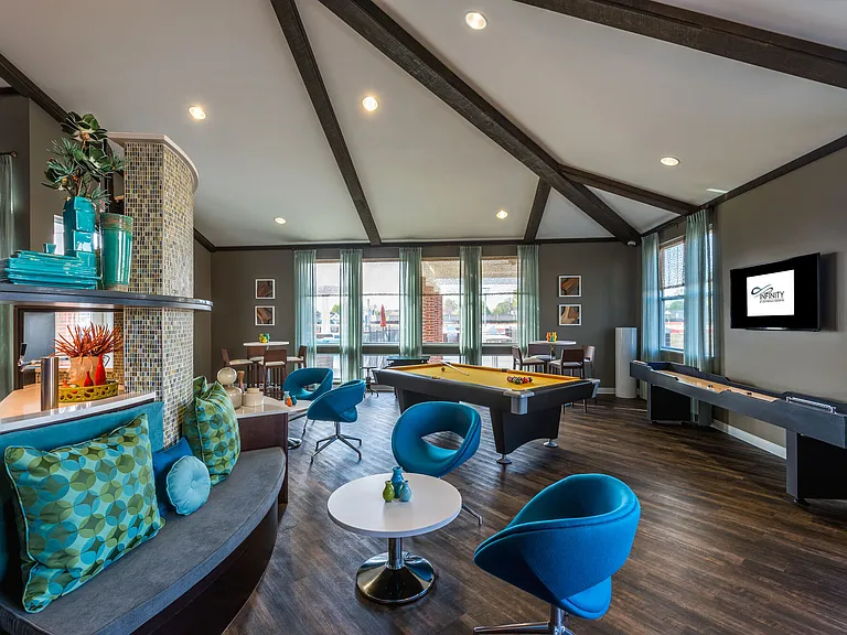Infinity at Centerville Crossing — Photo 10