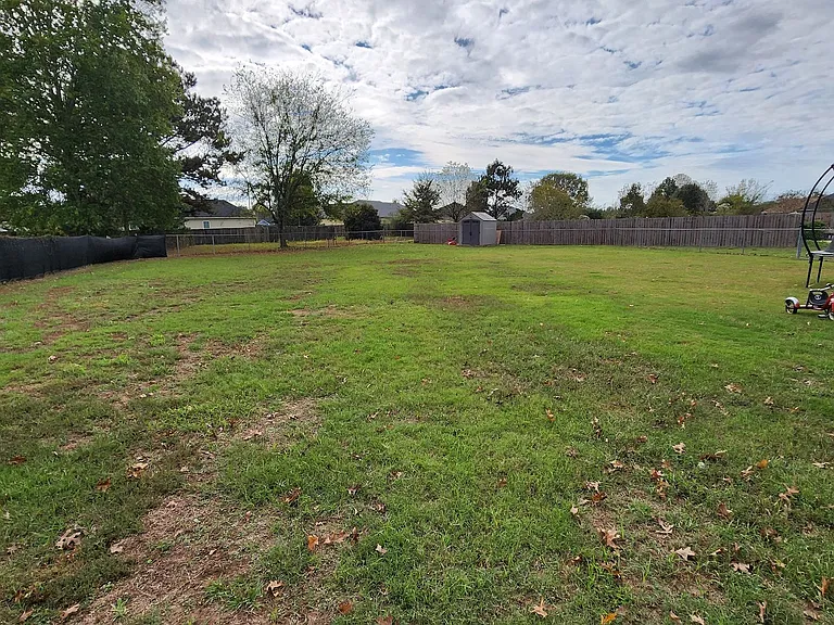 48 Wheatfield Dr — Photo 36