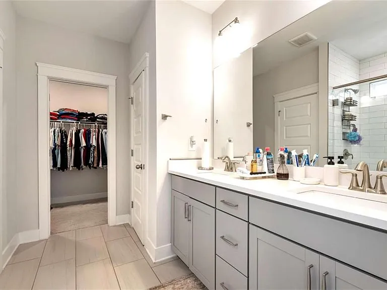 6968 Manchester Dr — Photo 27