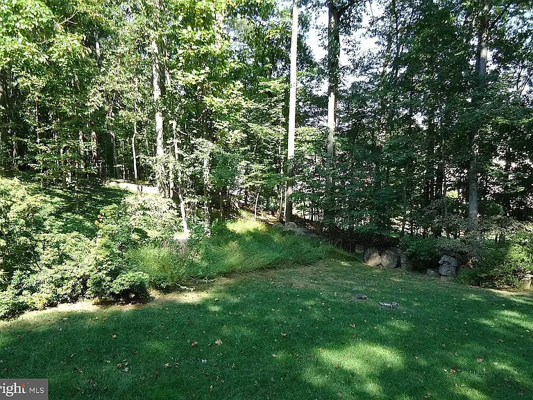 11696 Fox Glen Dr — Photo 50
