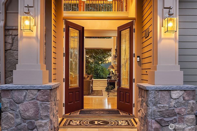 3rd image of 15335 NE 106th Court