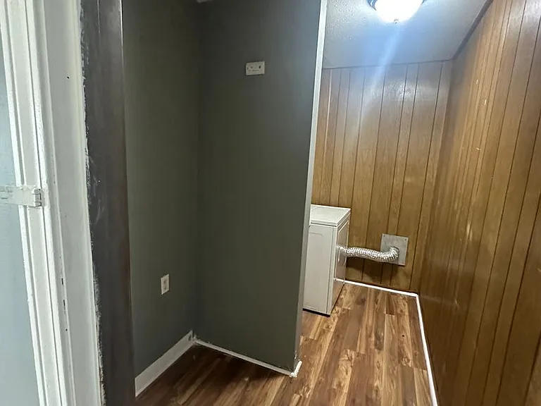 6904 Longview Rd — Photo 18