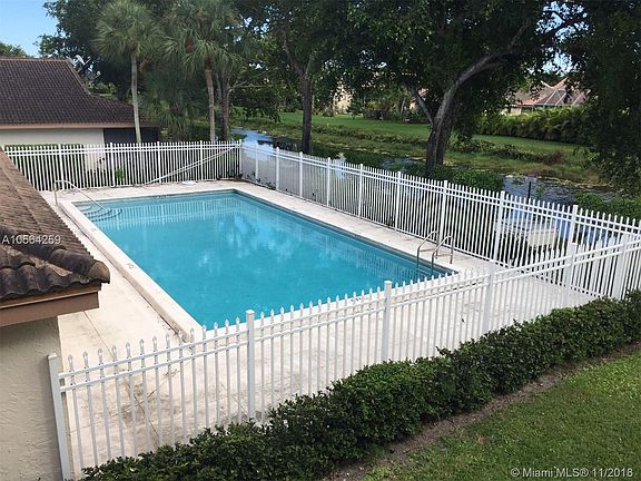 4th image of 12214 Royal Palm Blvd #E-8