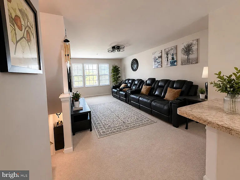 9827 Posterity Ln — Photo 3