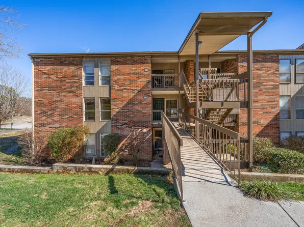 402 Berlin Dr #C140, Knoxville, TN 37923