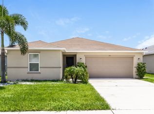 295 Lake Lucerne Way, Winter Haven, FL 33881