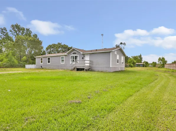 2809 County Road 676, Dayton, TX 77535