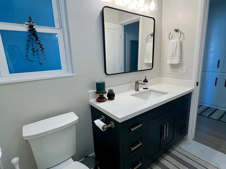 150 Loma Ln — Photo 25